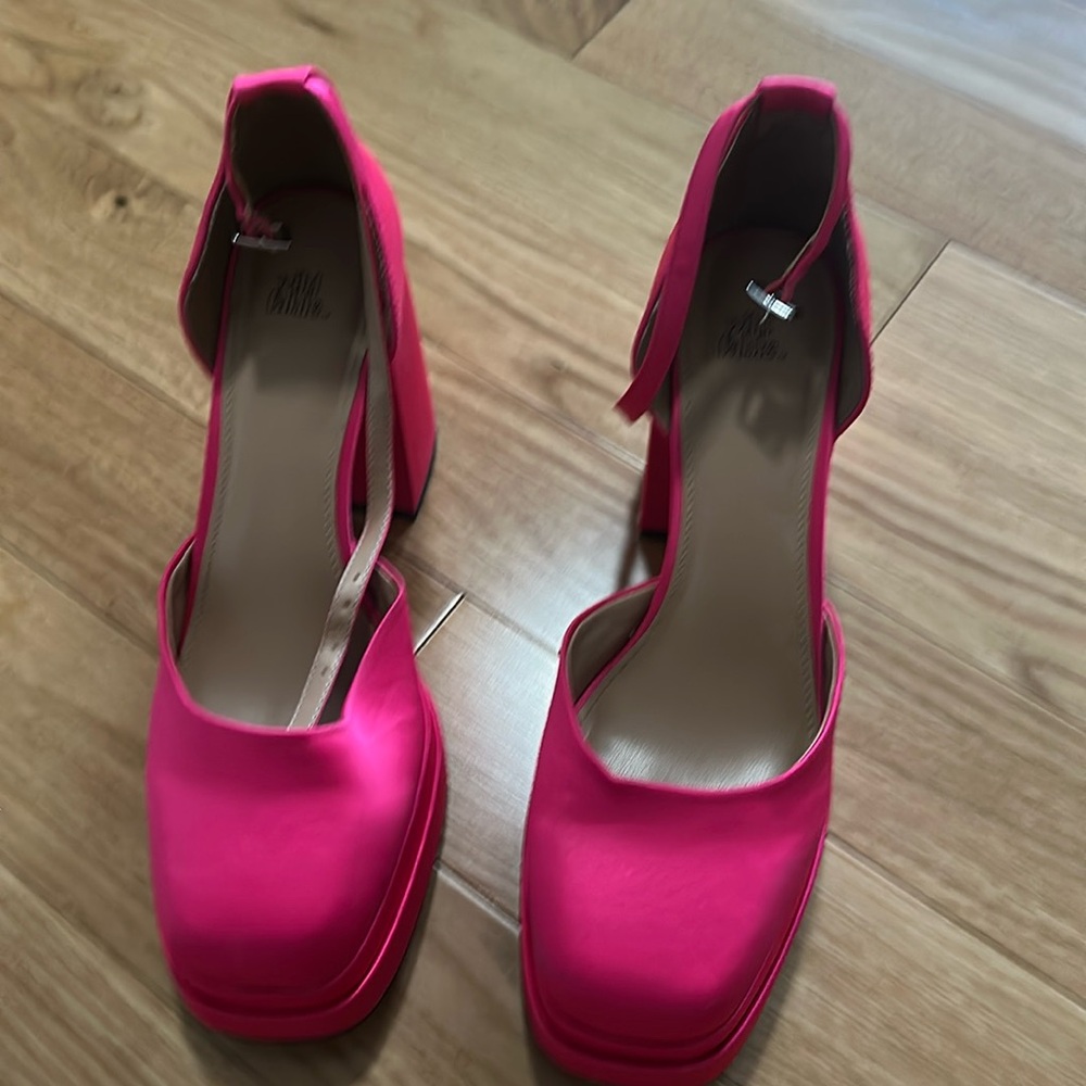 Wild fable pink platform shoes